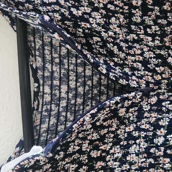 Elodie Navy and White Dark Floral Midi Dress - Picture 6 of 6